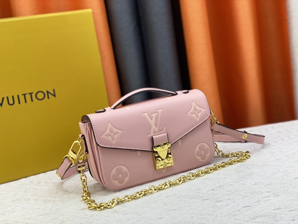 ルイヴィトンバッグ背面デザイン